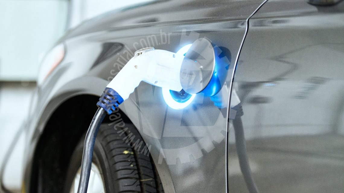 Compra de carros elétricos cresce 221% no primeiro trimestre de 2020